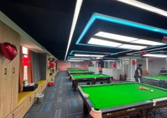 C13355位于昌吉市南公园西路临街台球会所转让