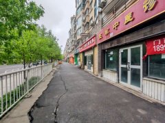 C13367嘉华园西门68平旺铺出租