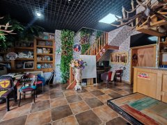 C13371呼图壁皇城一号140平婚纱摄影店转让或出租