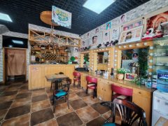 C13371呼图壁皇城一号140平婚纱摄影店转让或出租