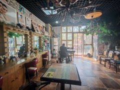 C13371呼图壁皇城一号140平婚纱摄影店转让或出租