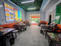 C13374五家渠外环路美食街125平餐厅转让