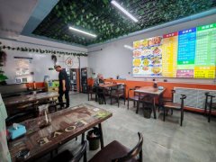 C13374五家渠外环路美食街125平餐厅转让