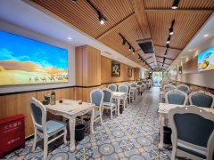 C13380天山区铜锣湾广场120平餐厅转让