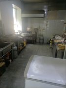 C13378米东区稻香中路临街椒麻鸡店转让