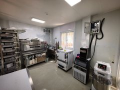 C13387七道湾鸿海路经营中蛋糕店转让