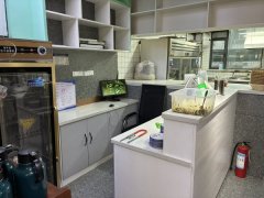 C13407水磨沟区南湖魔界旁丸子汤店急转