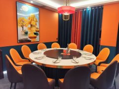 C13398和硕县马兰基地附近410平火锅店转让