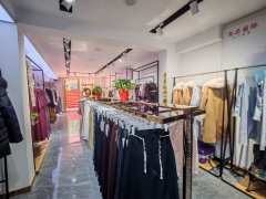C13399商贸大厦70平服装店转让