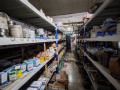 C13401米东区新宏大加油站95平五金店转让