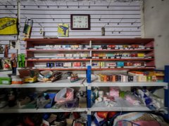 C13401米东区新宏大加油站95平五金店转让