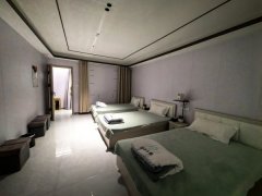 C13406西八家户街与会展南路交接口经营中足疗店转让