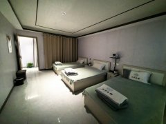 C13406西八家户街与会展南路交接口经营中足疗店转让