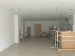 C13412位于阜康市公元六号东区C—15临街商铺出租