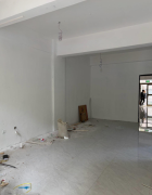 C13411位于昌吉市南公园西路晨光绿景西苑小区内商铺出租