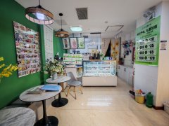 C13433伊水湾一期48平烘焙店转让