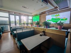 C13437开发区宏发大厦98平餐厅转让
