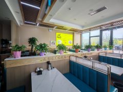 C13437开发区宏发大厦98平餐厅转让