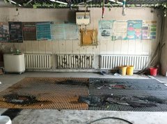 C13438位于昌吉市乌伊西路光捷加气站附近临街汽修洗车店转
