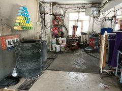 C13438位于昌吉市乌伊西路光捷加气站附近临街汽修洗车店转