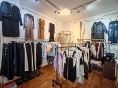 C13443阜康商贸城三楼服装店转让