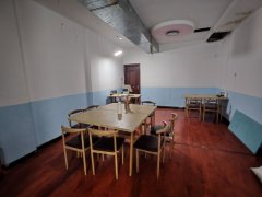 C13467昌吉青年北路130平餐厅转让