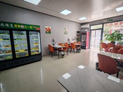 C13466阜康杭州人家大门口55平餐厅转让