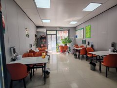C13466阜康杭州人家大门口55平餐厅转让