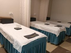 C13484位于五家渠102团附近经营中美容店转让