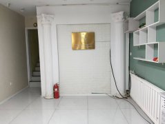 C13499位于昌吉市南公园西路八小附近商铺出租