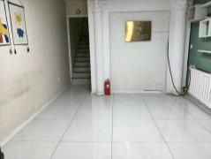 C13499位于昌吉市南公园西路八小附近商铺出租