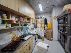 C13519汇芙园30平蛋糕店转让