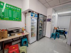 C13520昌吉市青年北路市一中南侧70平旺铺转让