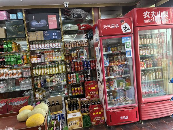 C13617新市区西外环春天雅居小区门口第一家营业中超市转让 C13617新市区西外环春天雅居小区门口第一家营业中超市转让