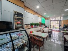 C13526西站中枢北路60平餐厅转让
