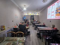 C13539粮校市场主街80平餐厅转让