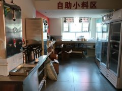 C13542位于玛纳斯老车站附近经营中火锅店转让