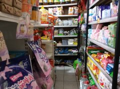C13566位于昌吉市红星东路附近门口独家商超转让