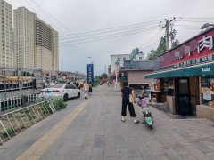 C13572八道湾振安街100平餐厅转让