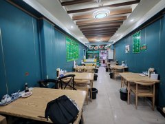 C13584南湖移动公司对面140平餐厅转让