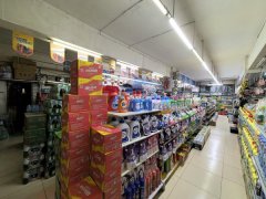 C13596粮校市场内日营1.5万超市转让