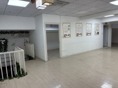 C13600昌吉市中山路枫叶广场商业街一层商铺出租