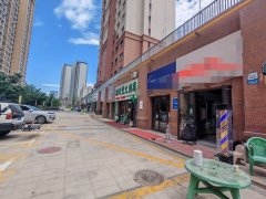 C13601水区龙盛街公园尚景55平美发店转让