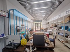 C13607五家渠贝鸟逸轩58平快递公司转让