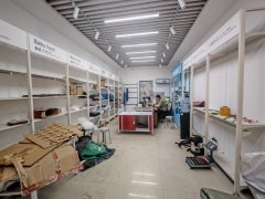 C13607五家渠贝鸟逸轩58平快递公司转让