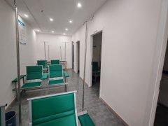 C13614丝路环球港70平旺铺转让