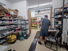 C13635阜康阜华景源65平快递驿站转让