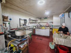 C13642西外环中山花苑小区60平烧烤三凉店转让