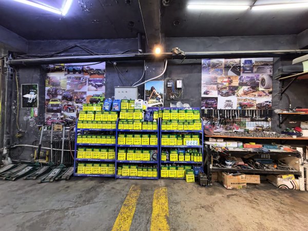 C13672米东区太平渠村经营中9年老店修理厂转让 C13672米东区太平渠村经营中9年老店修理厂转让