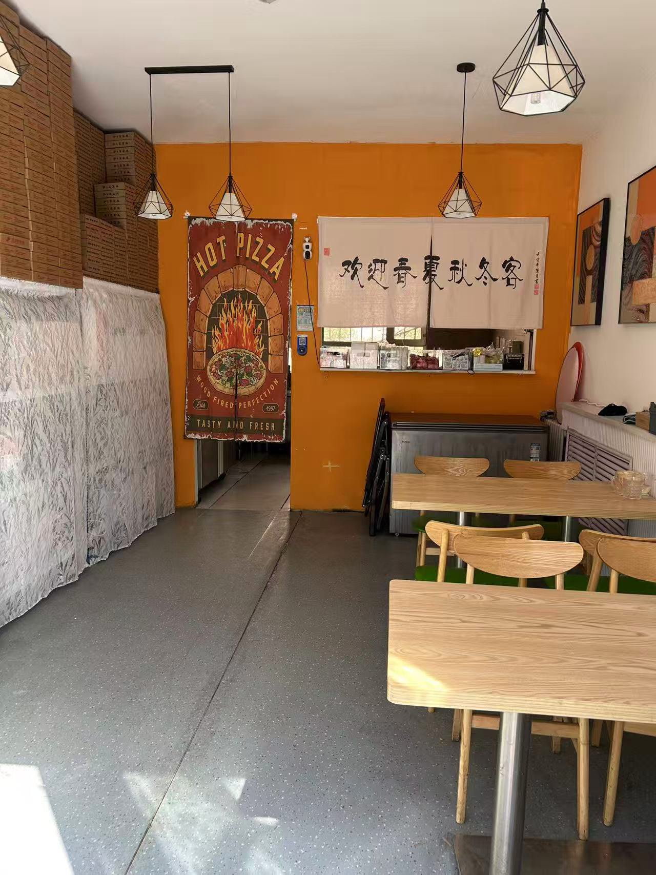 C13683南湖长青美食街稳定经营中披萨店转让 C13683南湖长青美食街稳定经营中披萨店转让